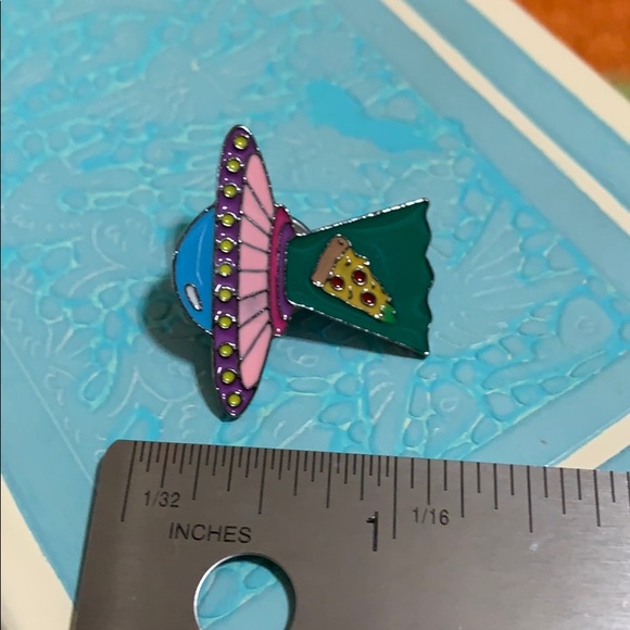 3/$15 Pizza Abduction Pin - Picture 4 of 5